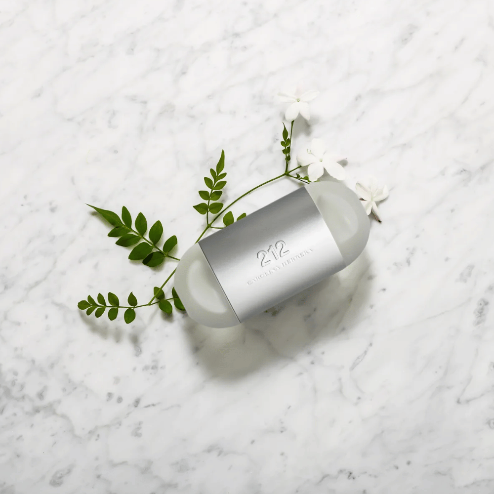 Carolina Herrera 212 NYC Eau de Toilette Feminino